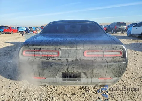 2016 Dodge Challenger Sxt z USA, uszkodzony, nr VIN 2C3CDZAG9GH331123